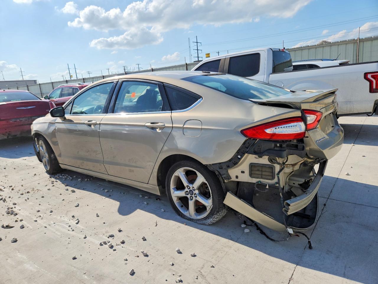 2016 Ford Fusion Se - Фото 2
