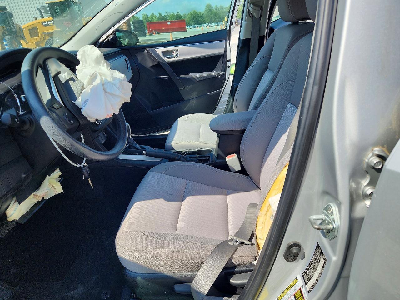 2015 Toyota Corolla Le - Фото 7