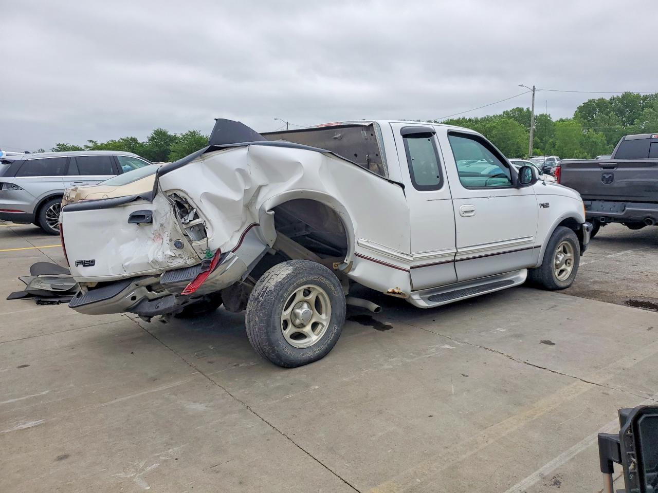 1997 Ford F150 - Фото 3