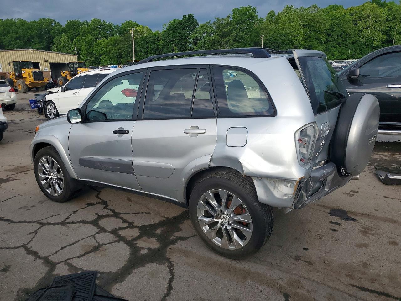 2005 Toyota Rav4 Base - Image 2