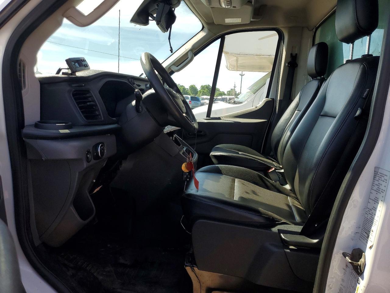 2020 Ford Transit Delivery Truck - Image 7