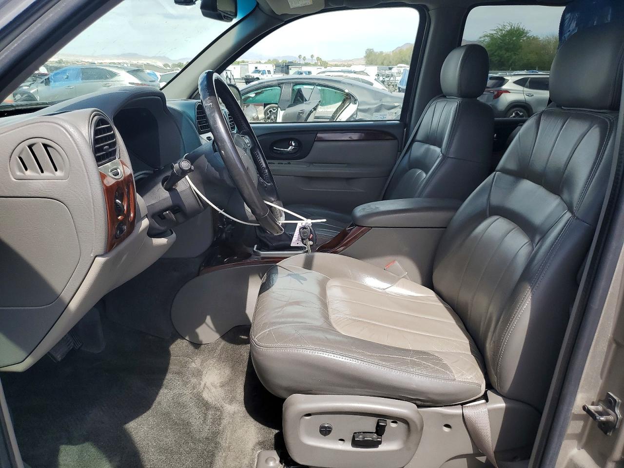 2002 GMC Envoy - Фото 7