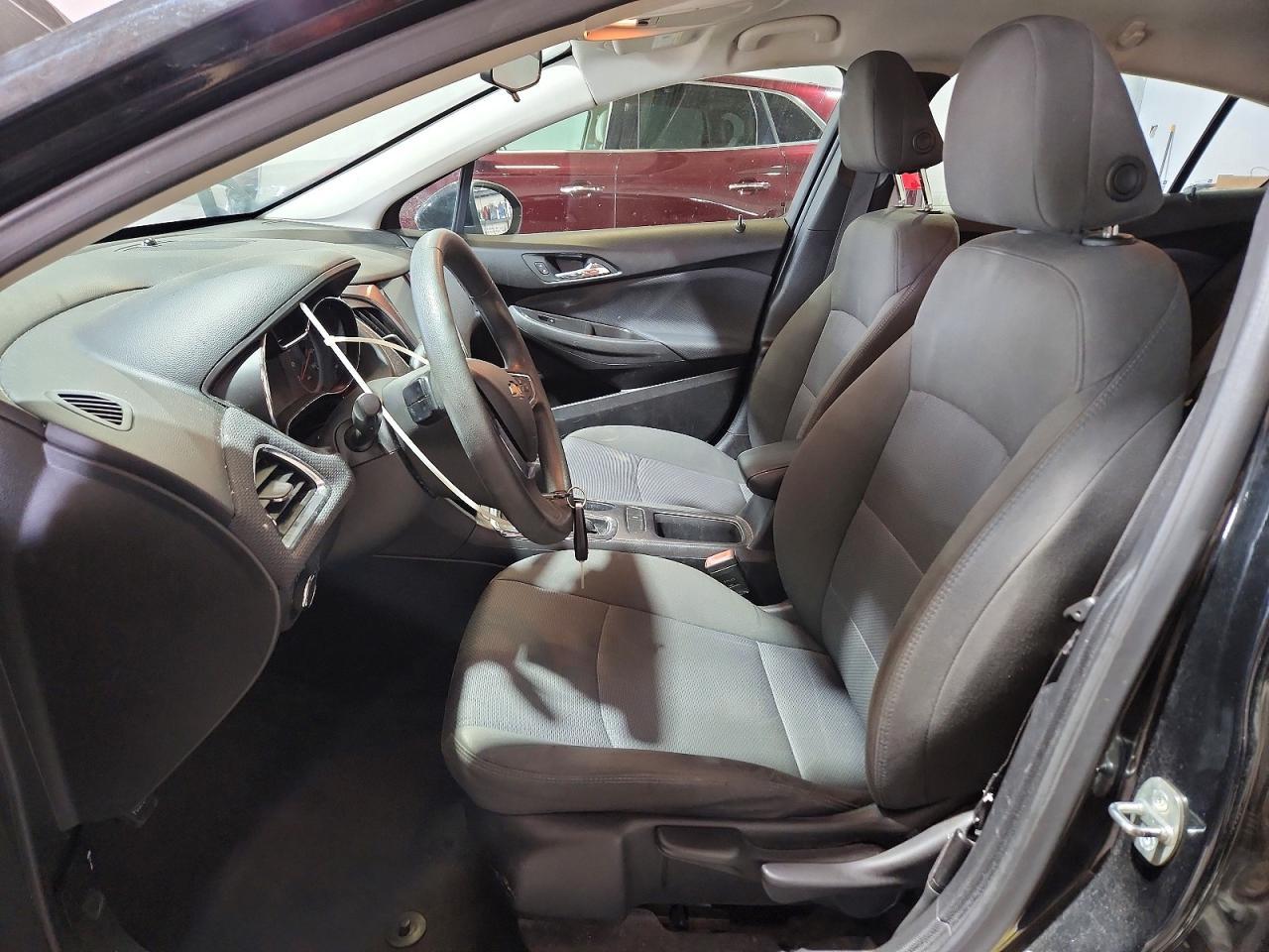 2018 Chevrolet Cruze Lt - Image 7