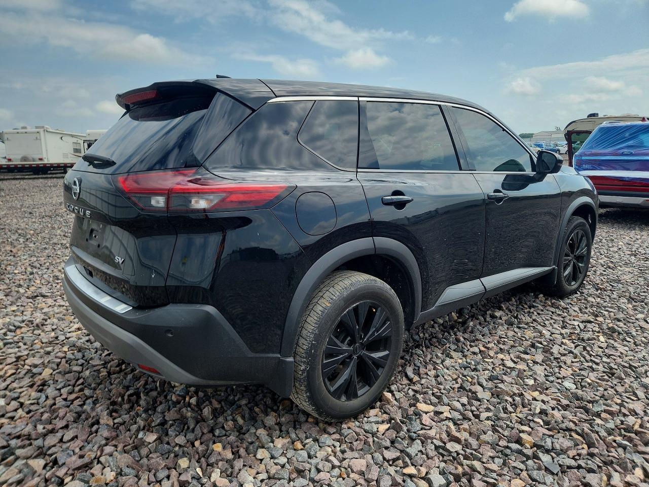 2021 Nissan Rogue Sv - Фото 3