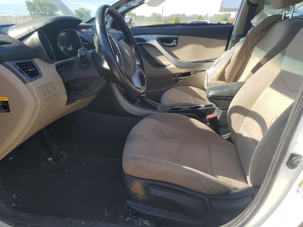 2016 Hyundai Elantra Value Edition - Фото 7