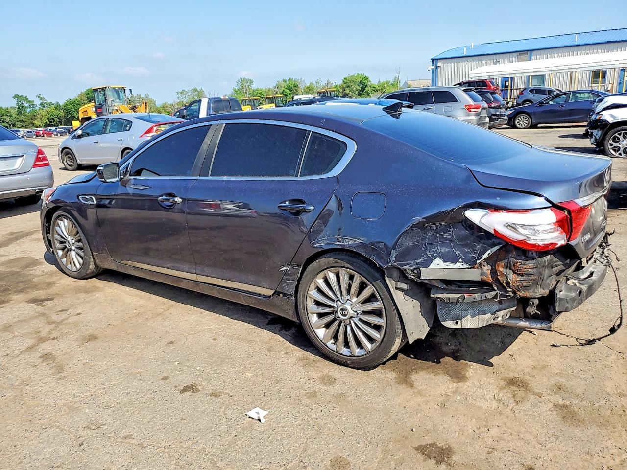 2015 Kia K900 Luxury - Фото 2
