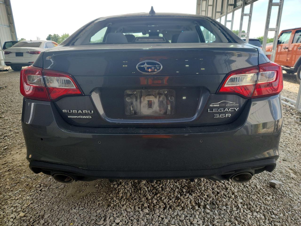 2018 Subaru Legacy 3.6R Limited - Image 6