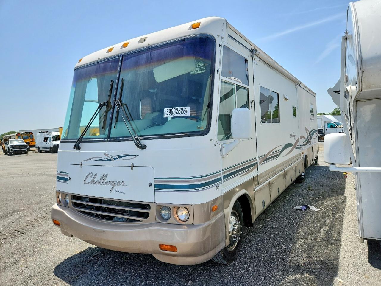 1999 Ford Challenger Rv - Фото 2