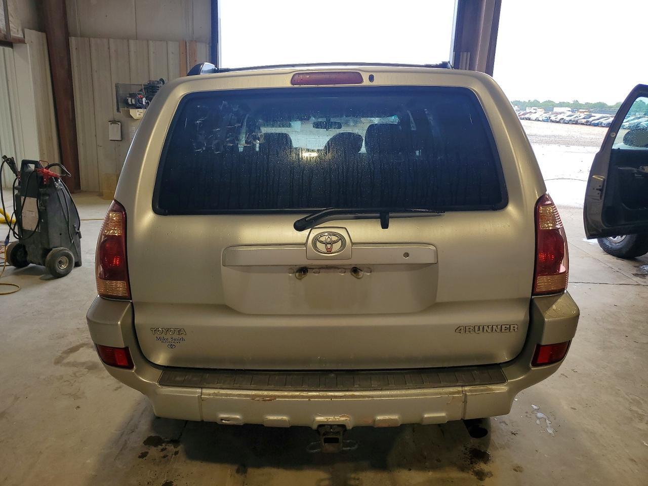 2005 Toyota 4Runner Sr5 - Image 6