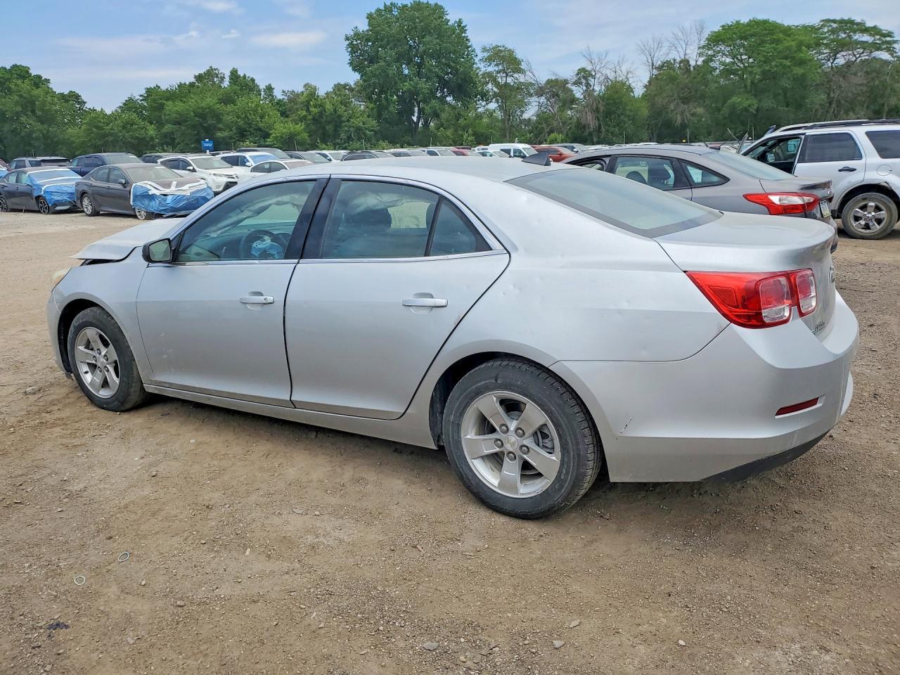2014 Chevrolet Malibu Ls - Image 2