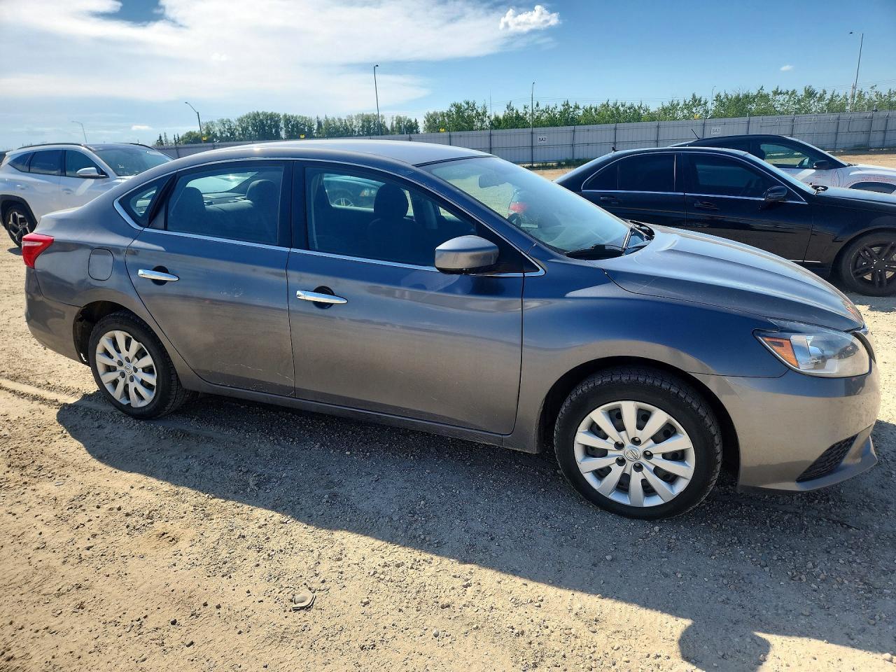 2017 Nissan Sentra S - Фото 4