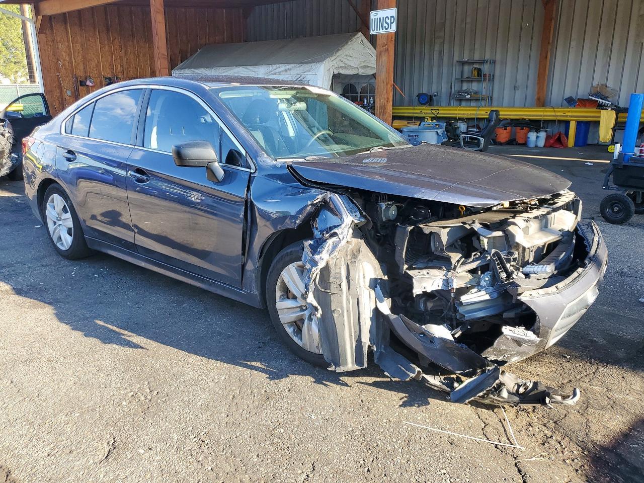 2015 Subaru Legacy 2.5I - Фото 4