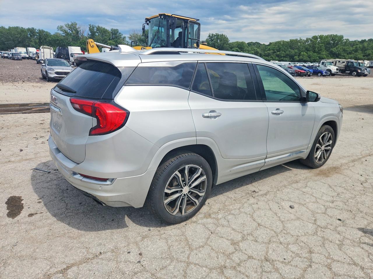 2019 GMC Terrain Denali - Image 3
