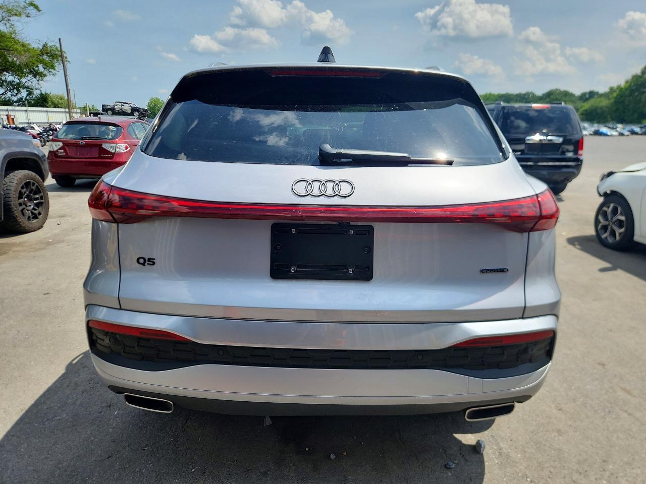 2025 Audi Q5 Premium Plus - Фото 6