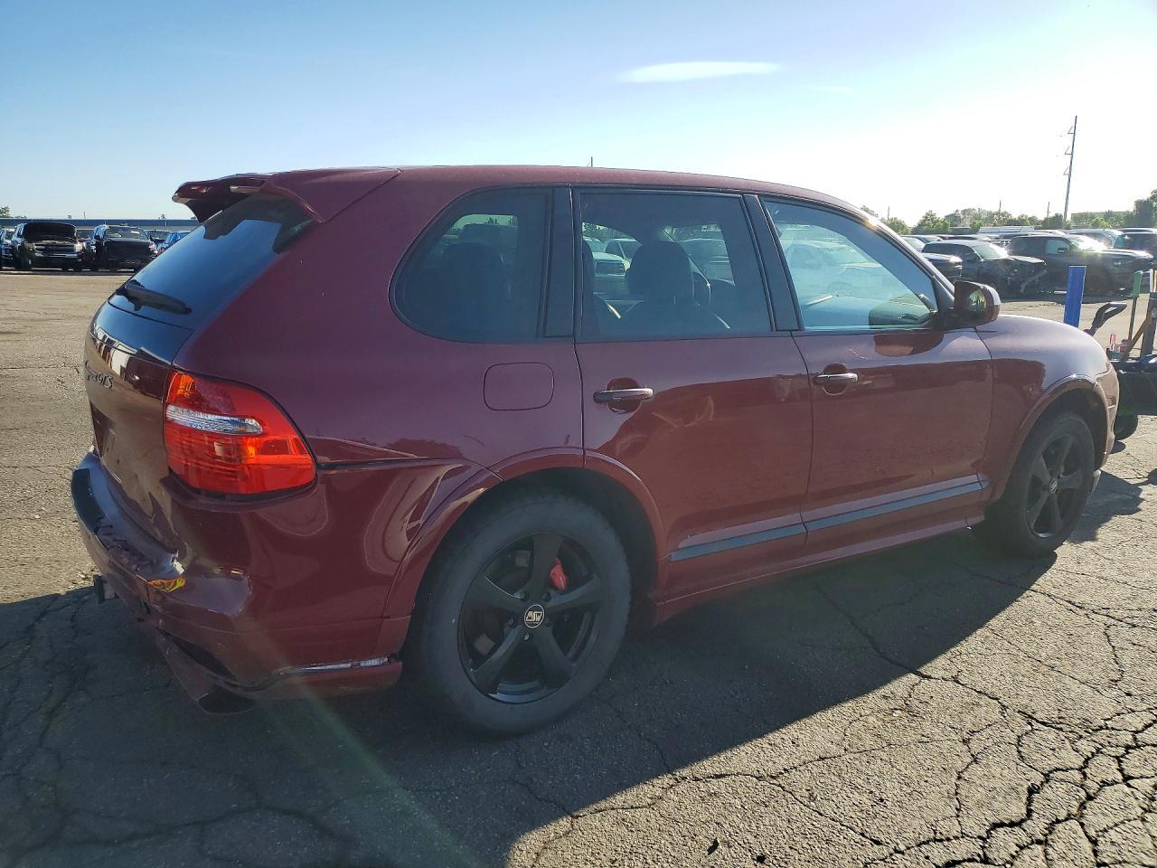 2009 Porsche Cayenne Gts - Image 3