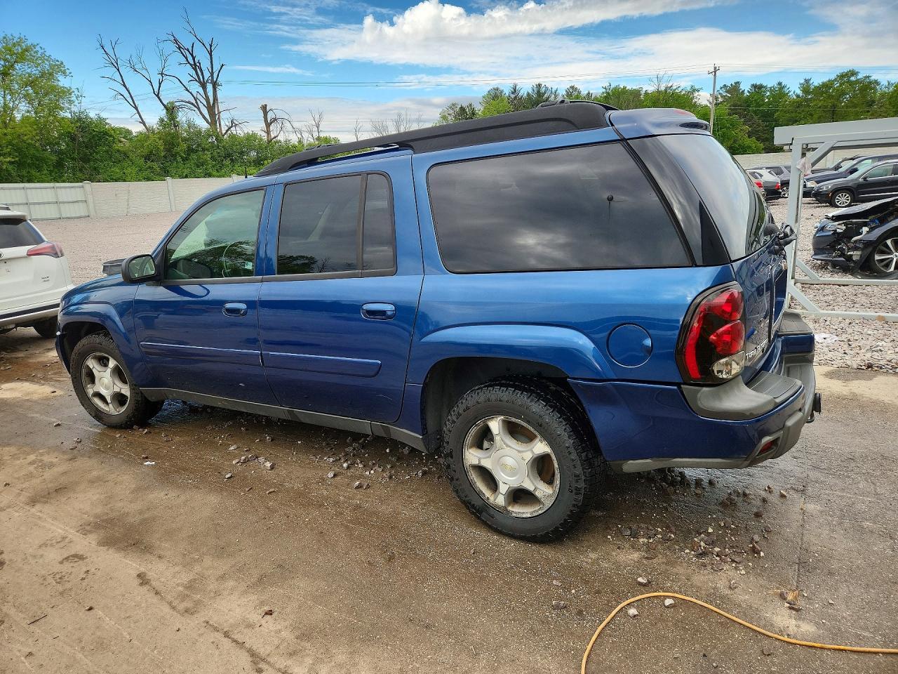 2005 Chevrolet Trailblazer Ext Ls - Фото 2