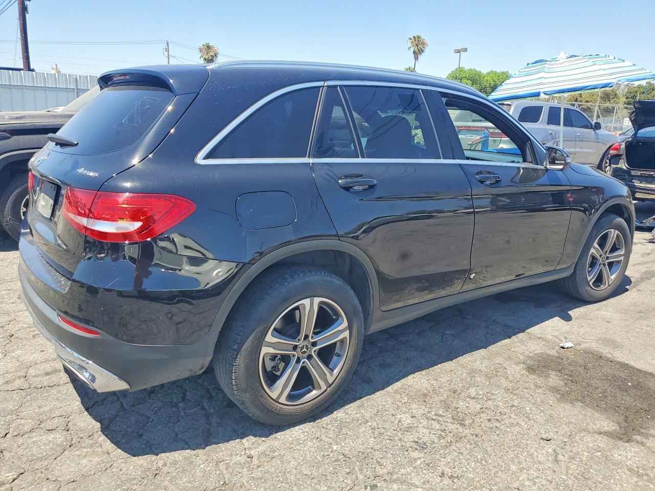 2019 Mercedes-Benz Glc 300 4Matic - Фото 3