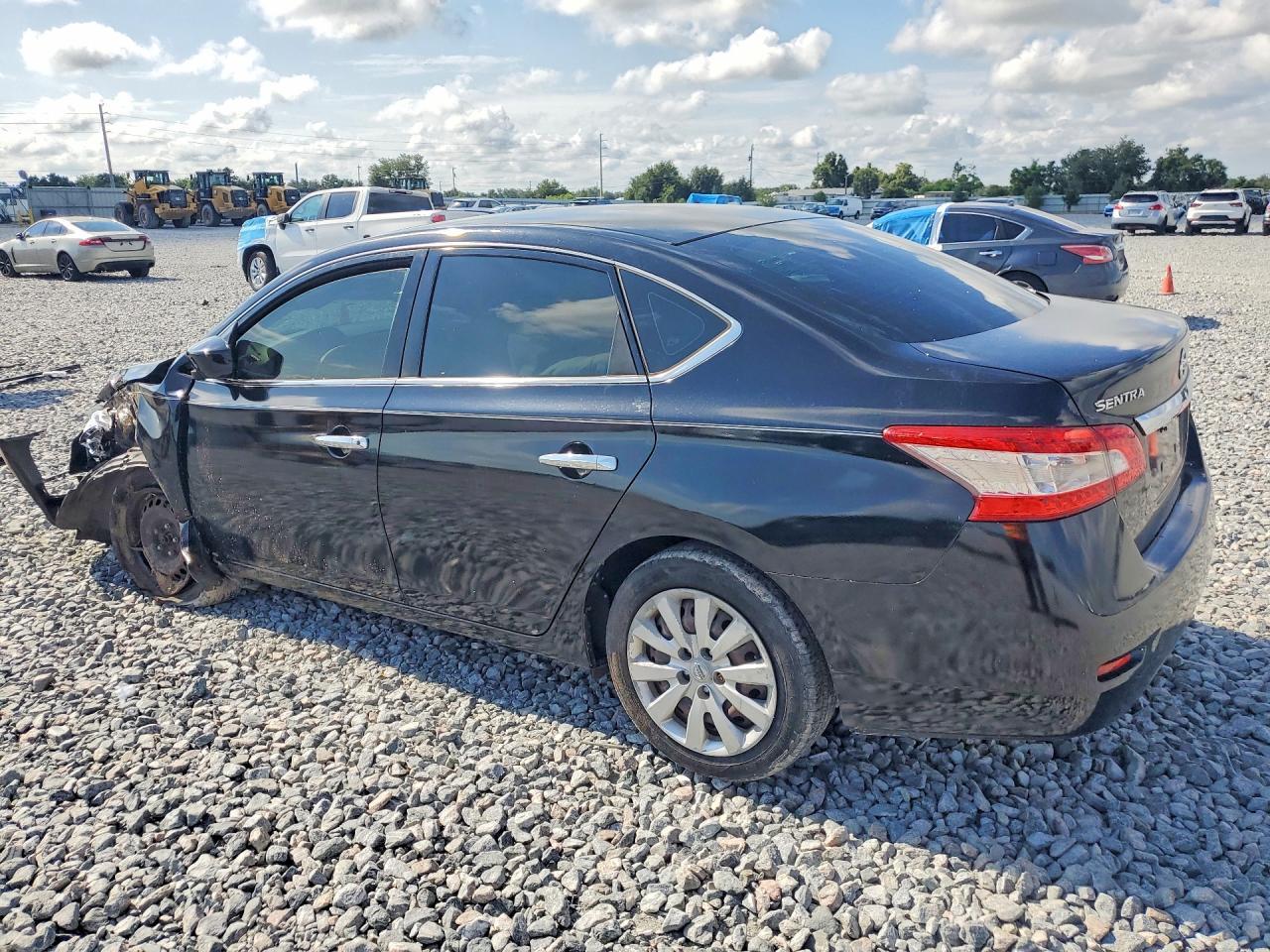 2015 Nissan Sentra S - Image 2