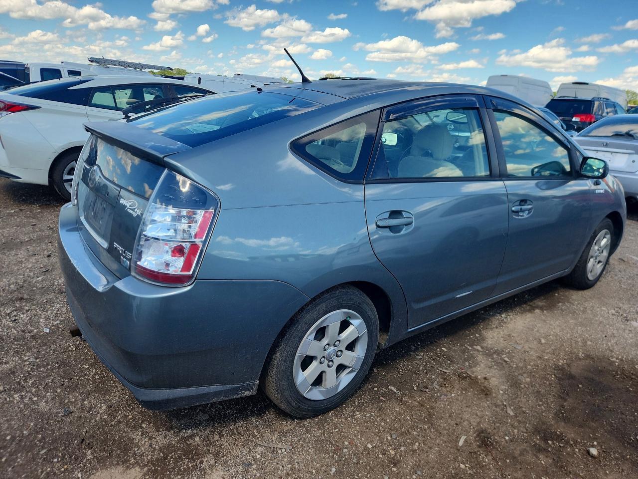 2005 Toyota Prius Base - Image 3