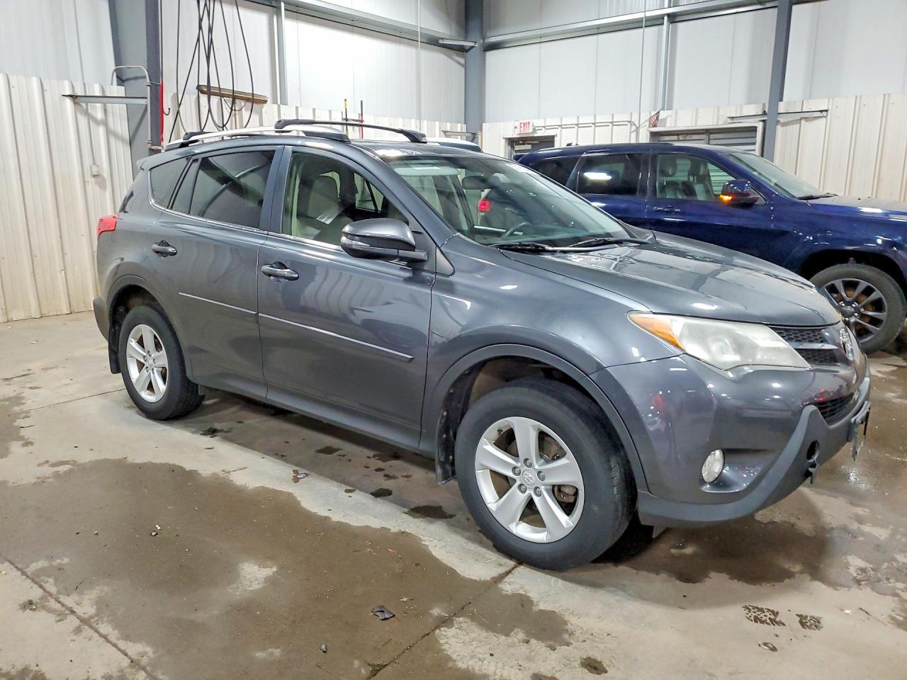 2014 Toyota Rav4 Xle - Image 4