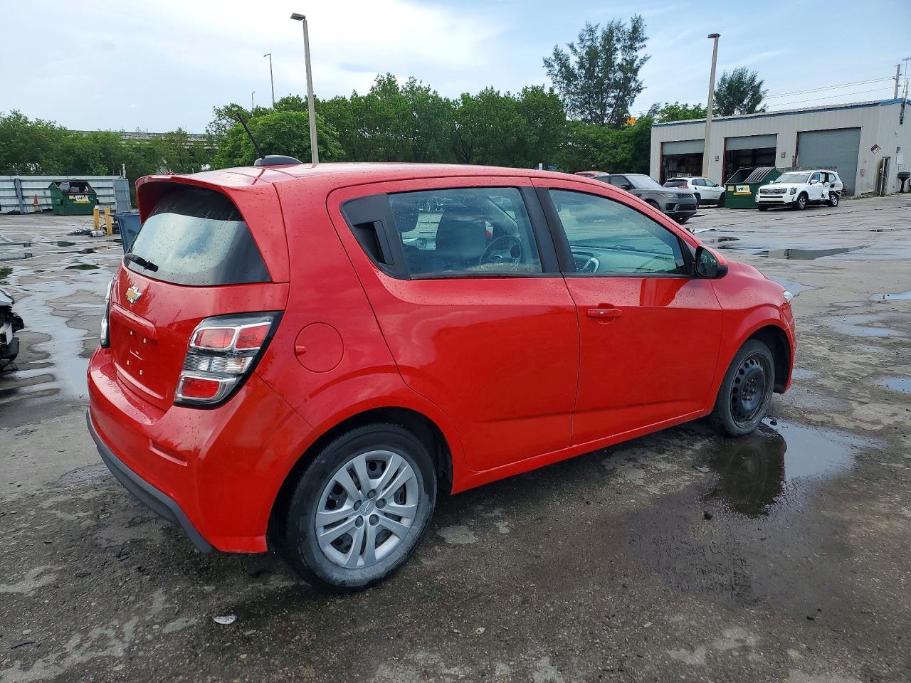 2020 Chevrolet Sonic - Image 3