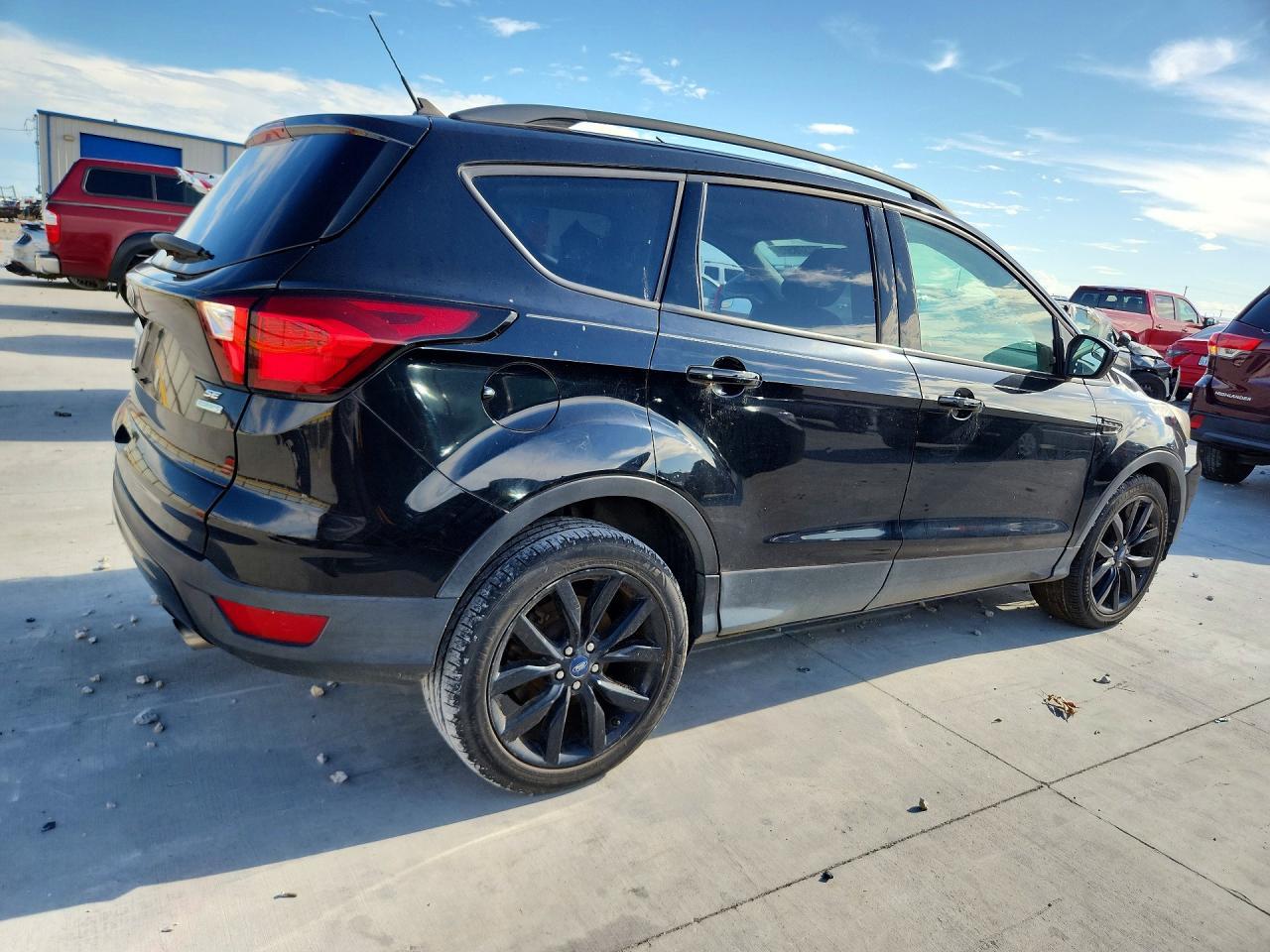 2019 Ford Escape Se - Image 3