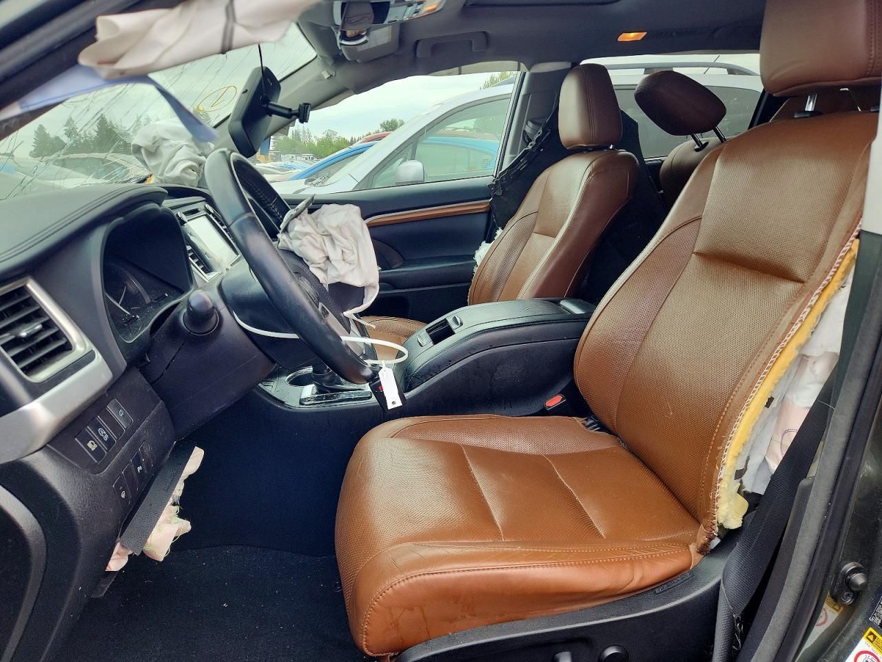 2017 Toyota Highlander Limited - Image 7