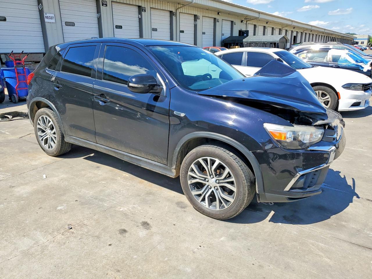 2018 Mitsubishi Outlander Sport Es - Image 4