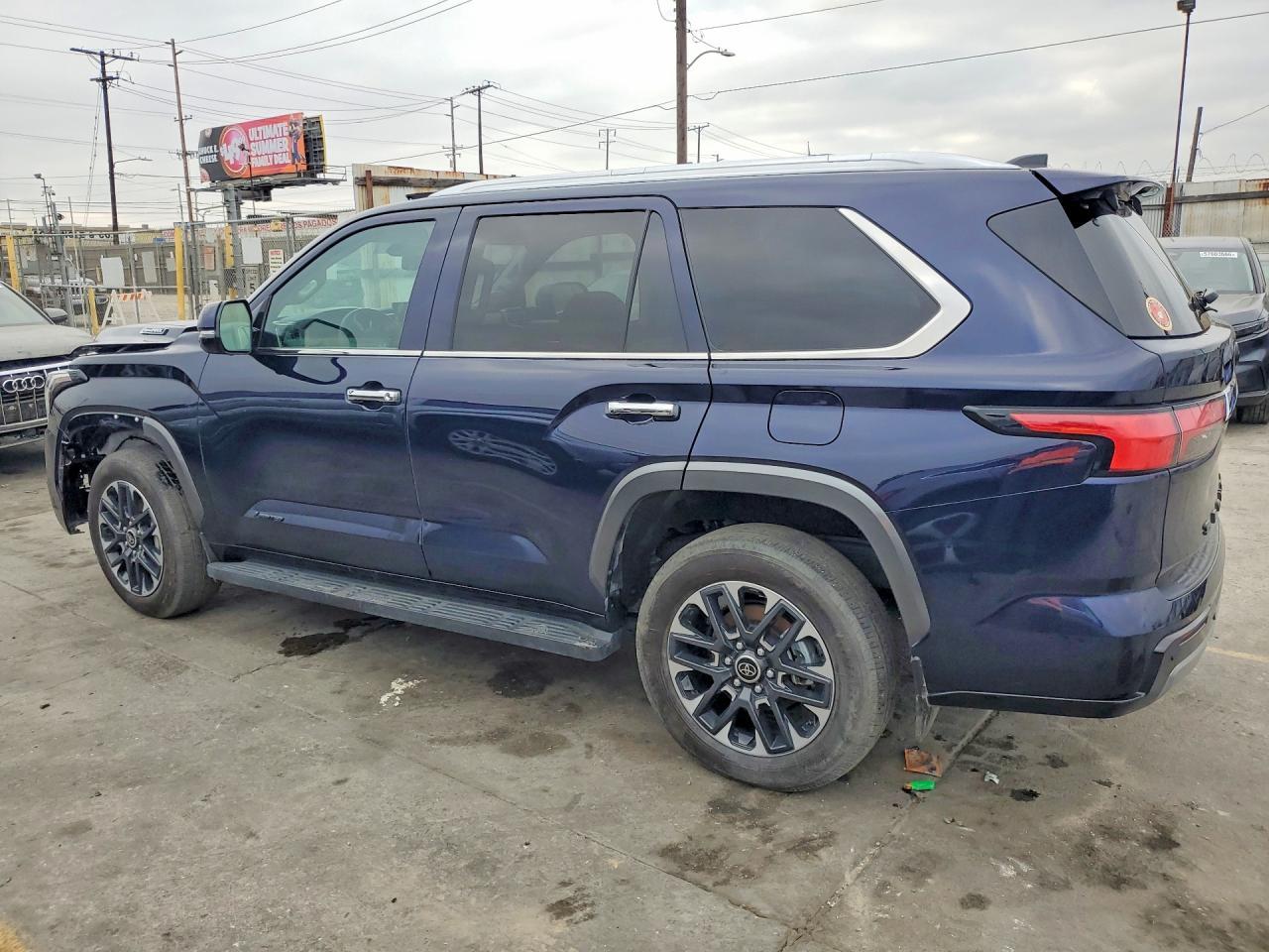 2024 Toyota Sequoia Limited - Фото 2