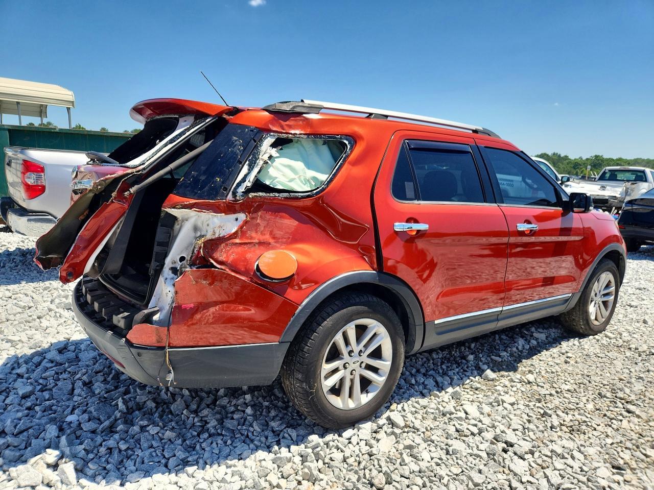 2015 Ford Explorer Xlt - Фото 3
