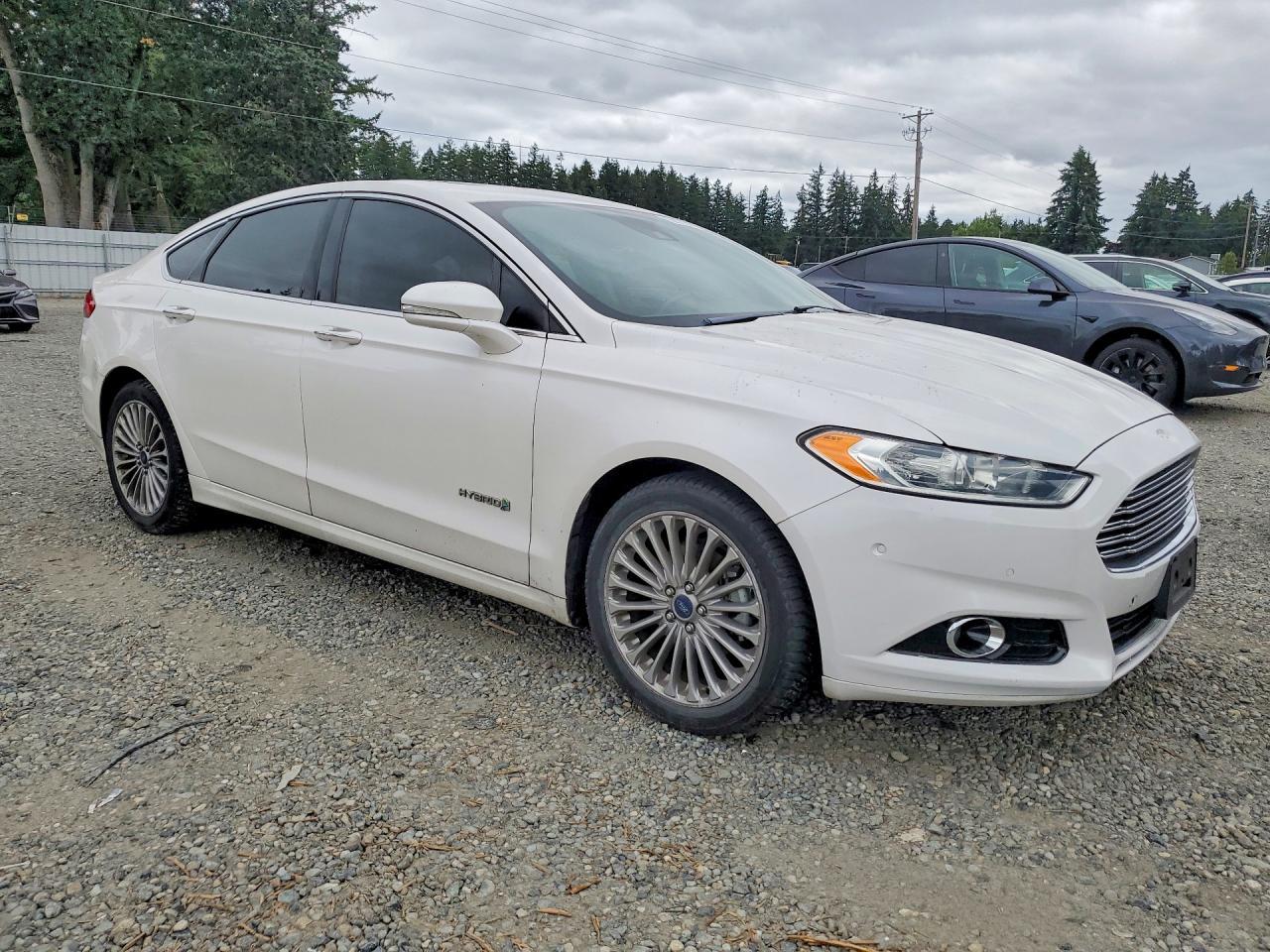 2014 Ford Fusion Titanium Hev - Фото 4