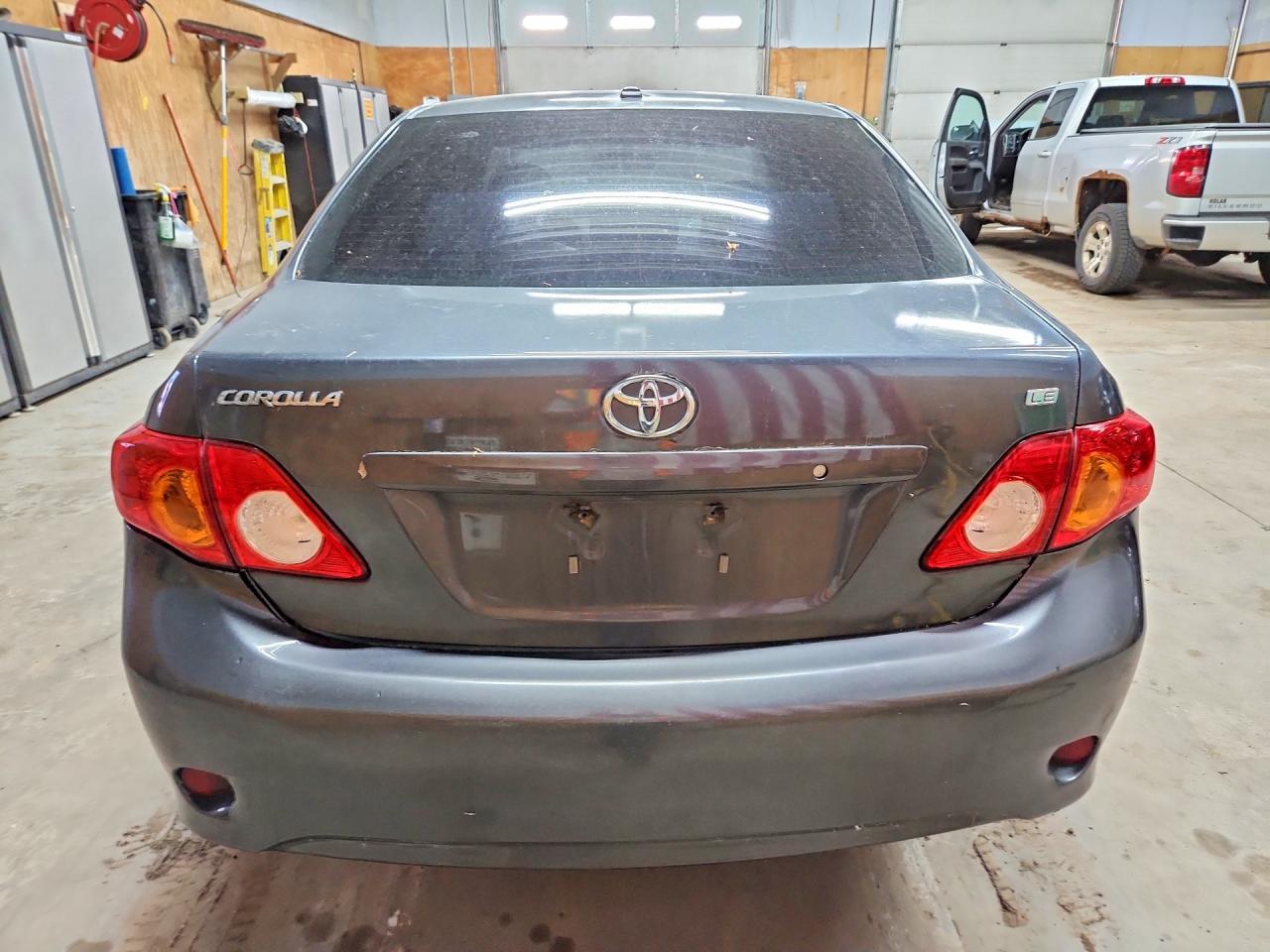 2010 Toyota Corolla Le - Image 6