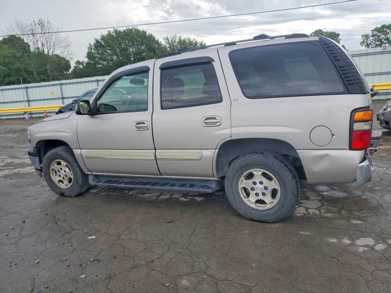 2004 Chevrolet Tahoe K1500 - Фото 2
