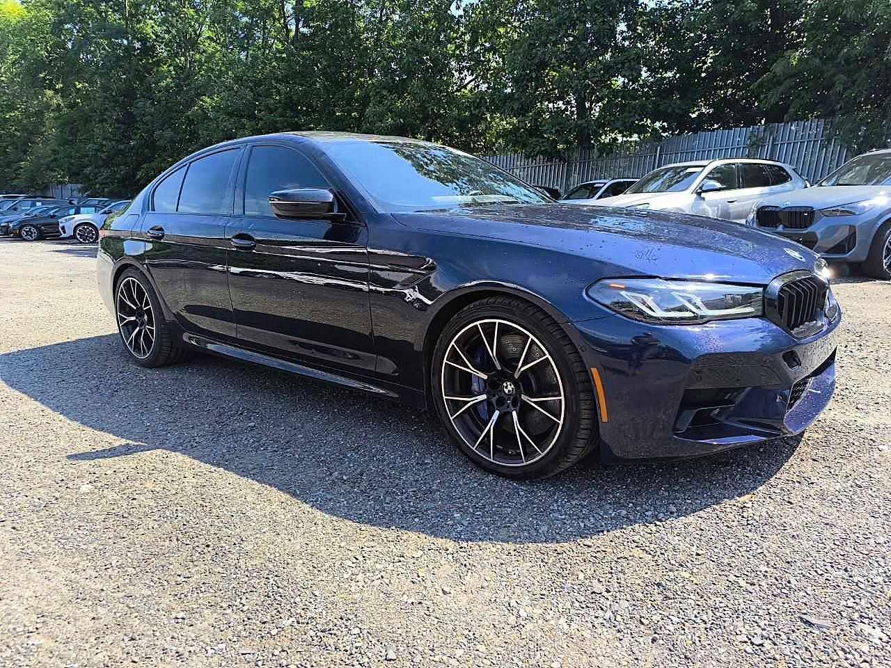 2023 BMW M5 - Фото 3