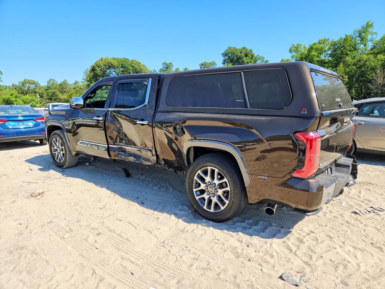 2022 Toyota Tundra 1794 Edition - Фото 2