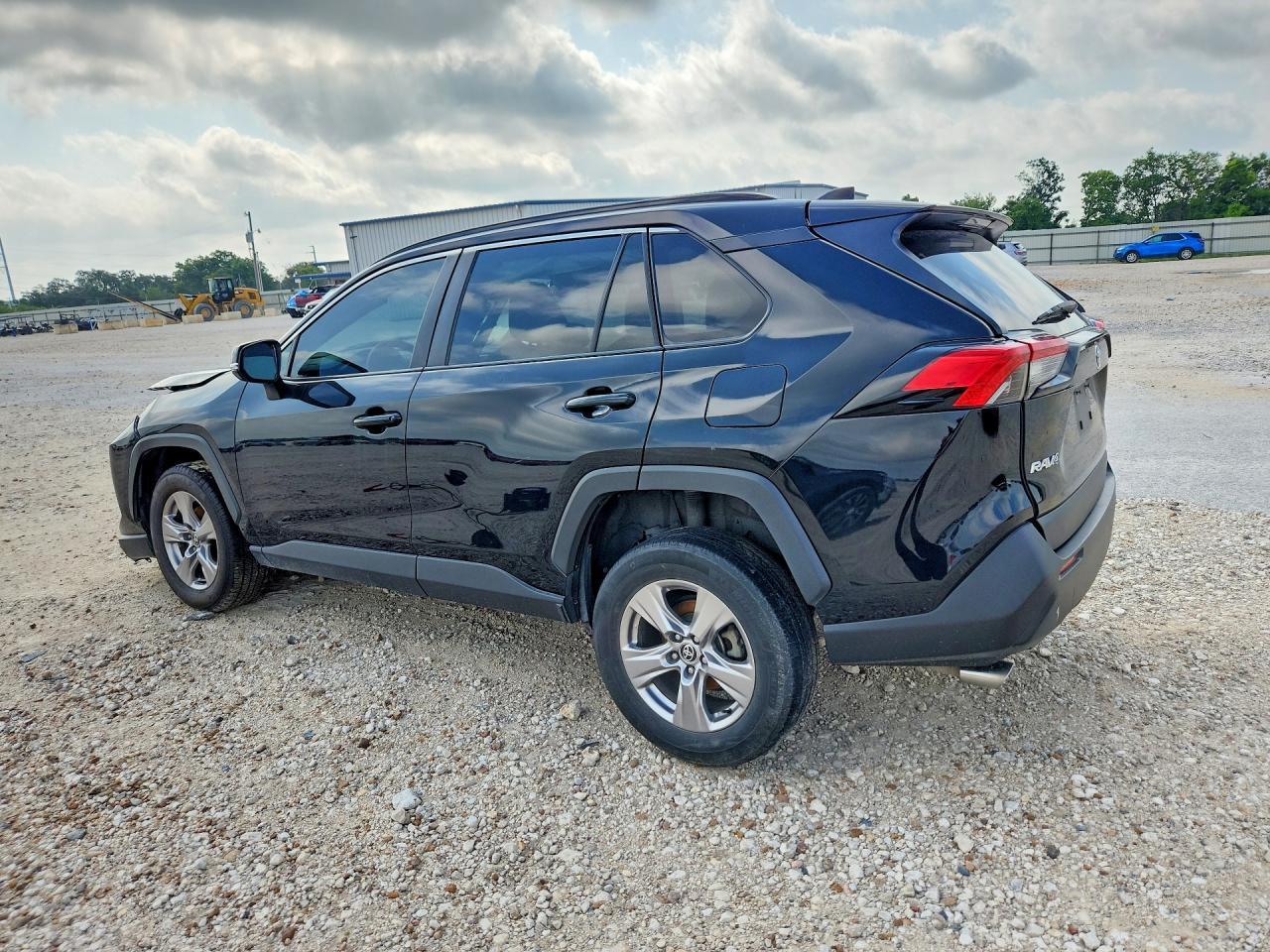 2023 Toyota Rav4 Xle - Фото 2