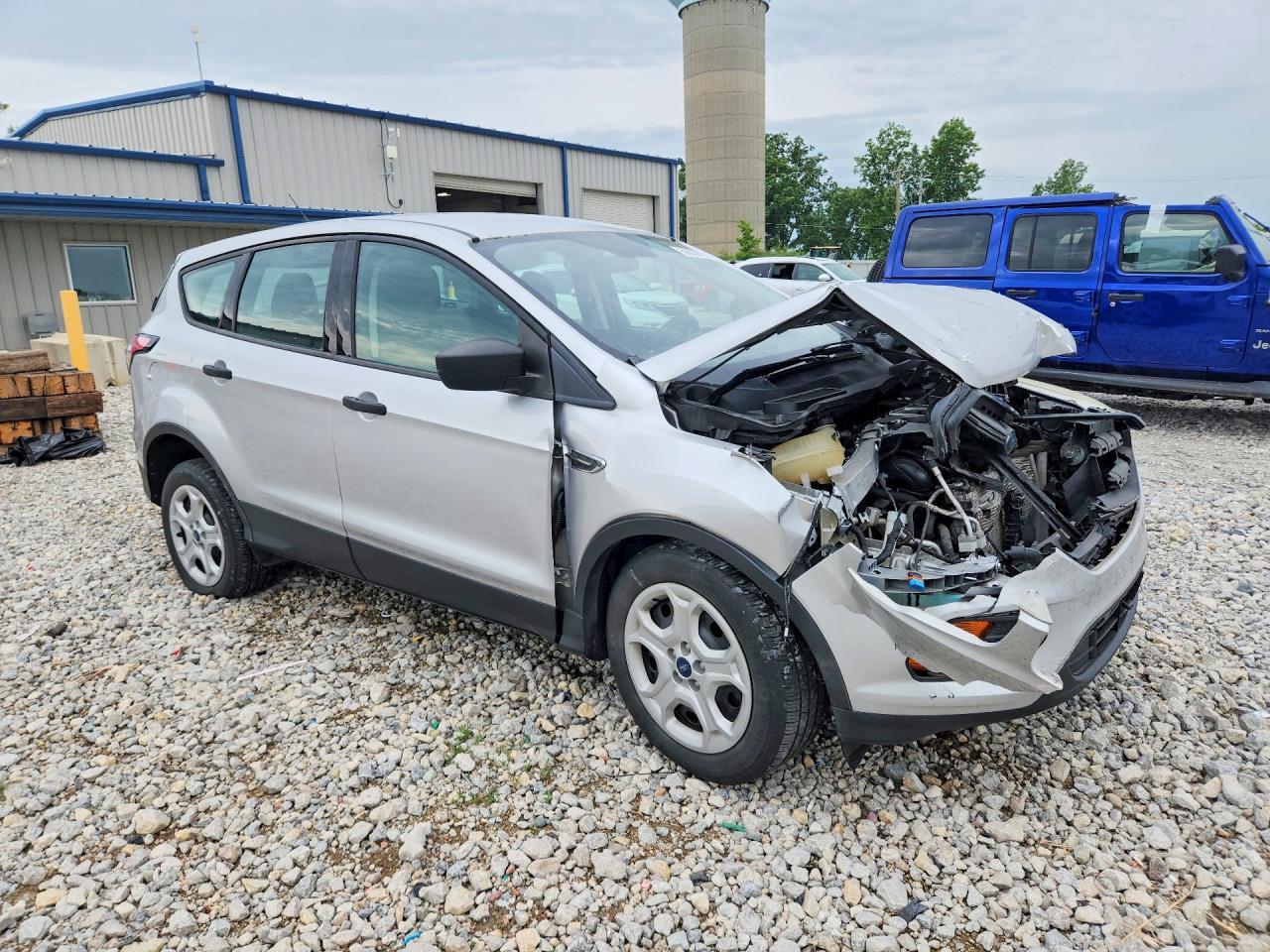 2017 Ford Escape S - Фото 4