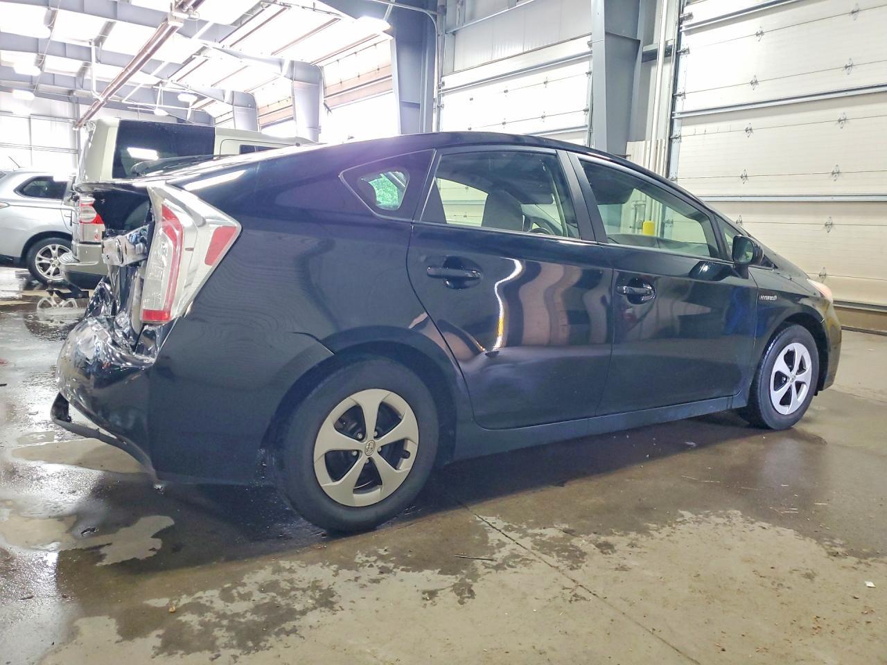2012 Toyota Prius Two - Image 3
