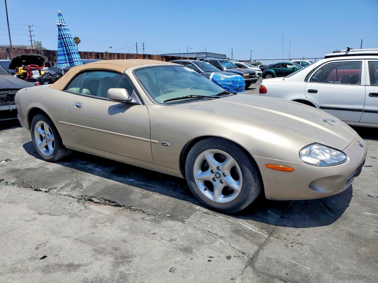 2000 Jaguar Xk8 - Image 4
