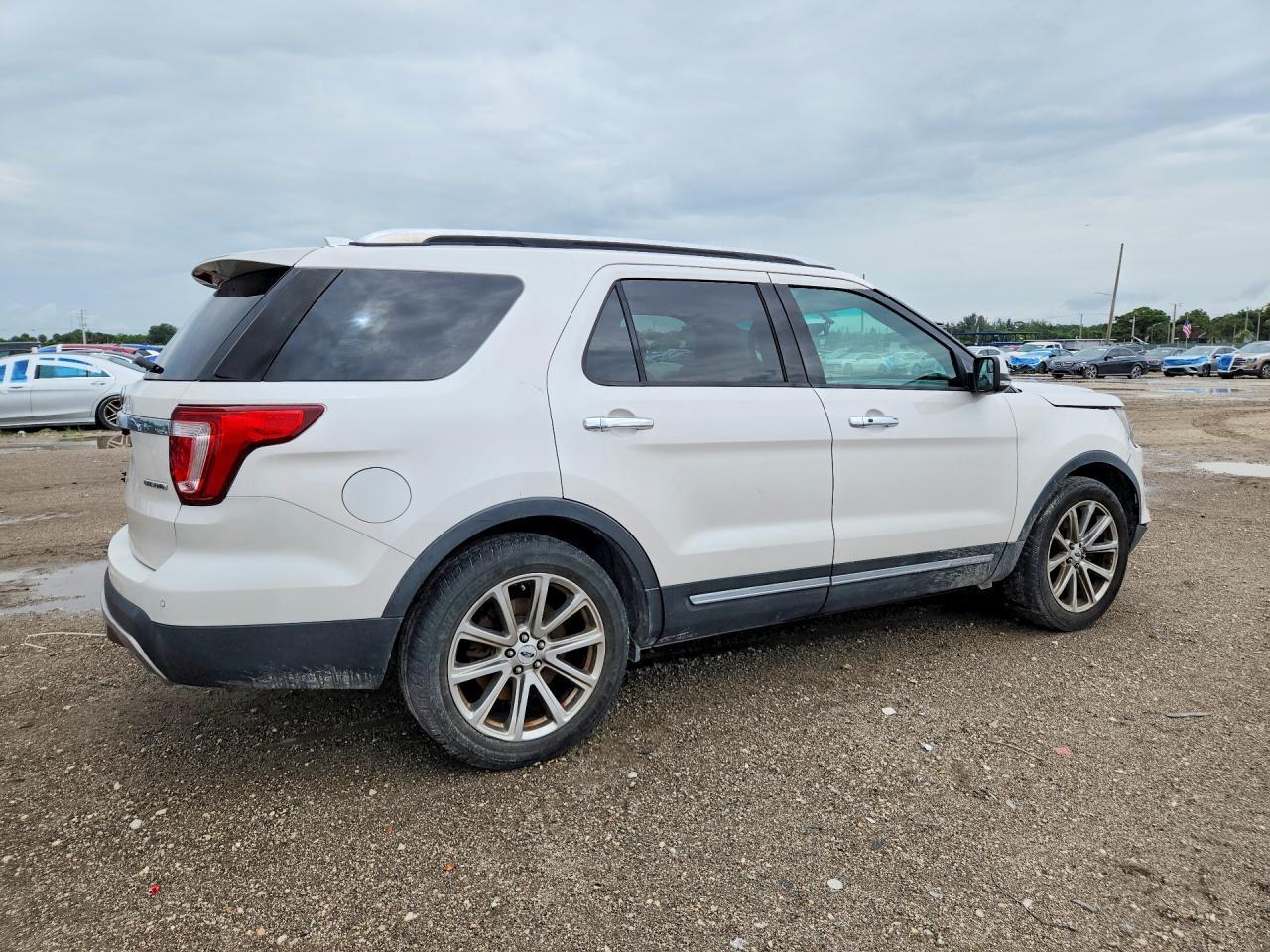 2016 Ford Explorer Limited - Фото 3