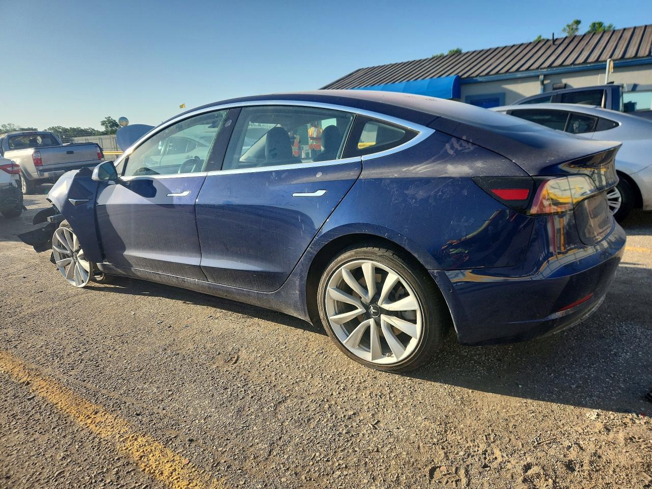 2018 Tesla Model 3 - Image 2