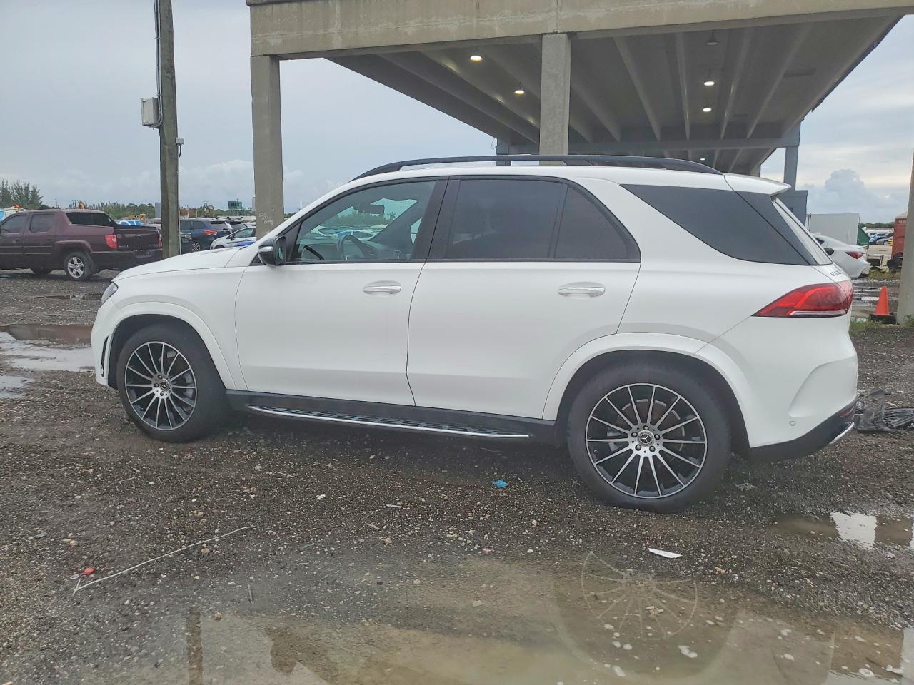 2022 Mercedes-Benz Gle 350 - Image 2