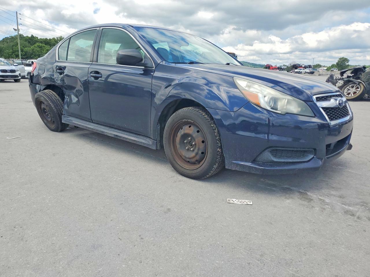 2013 Subaru Legacy 2.5I - Image 4