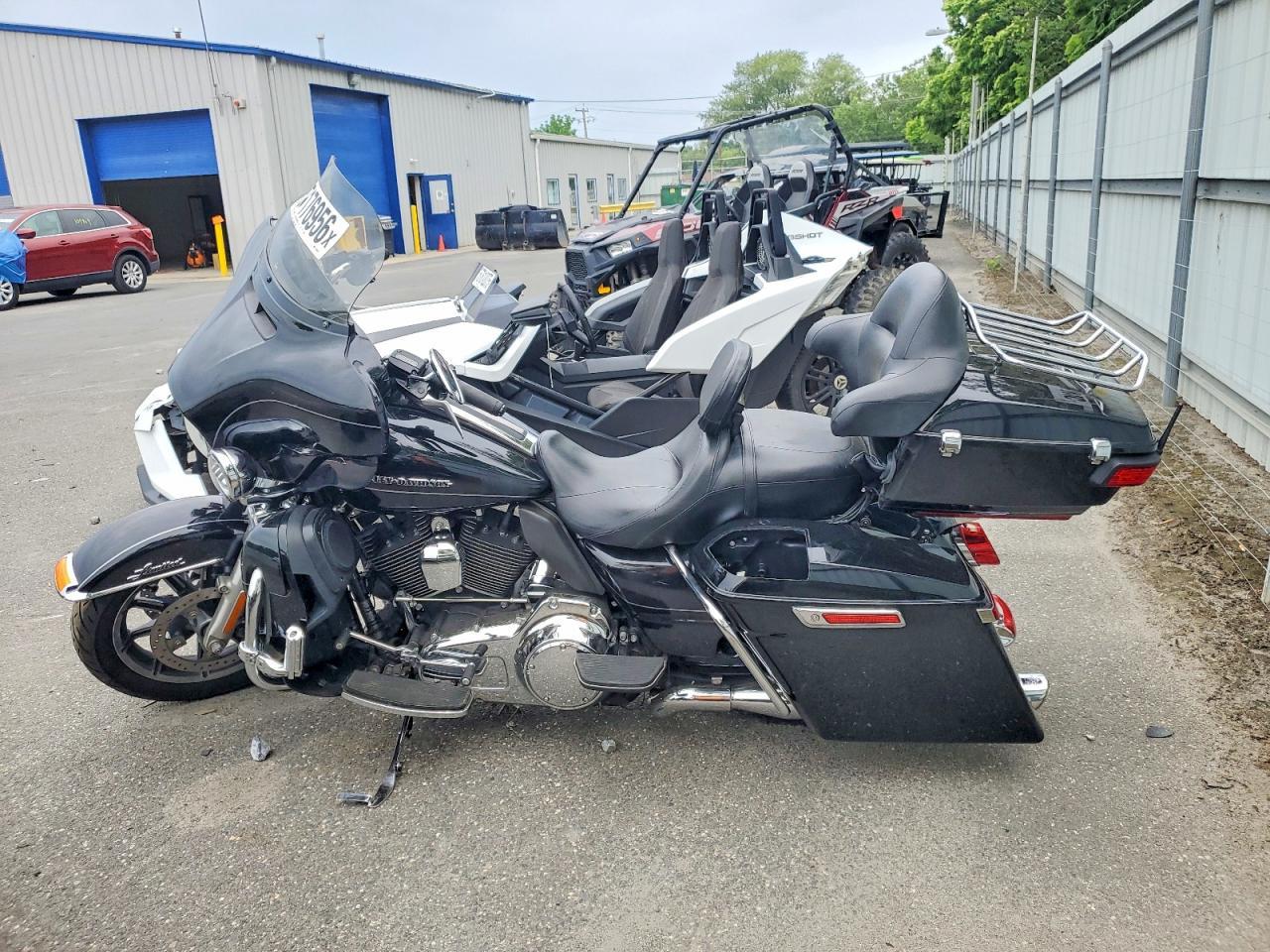 2014 Harley-Davidson Flhtk Electra Glide Ultra Limited - Image 3