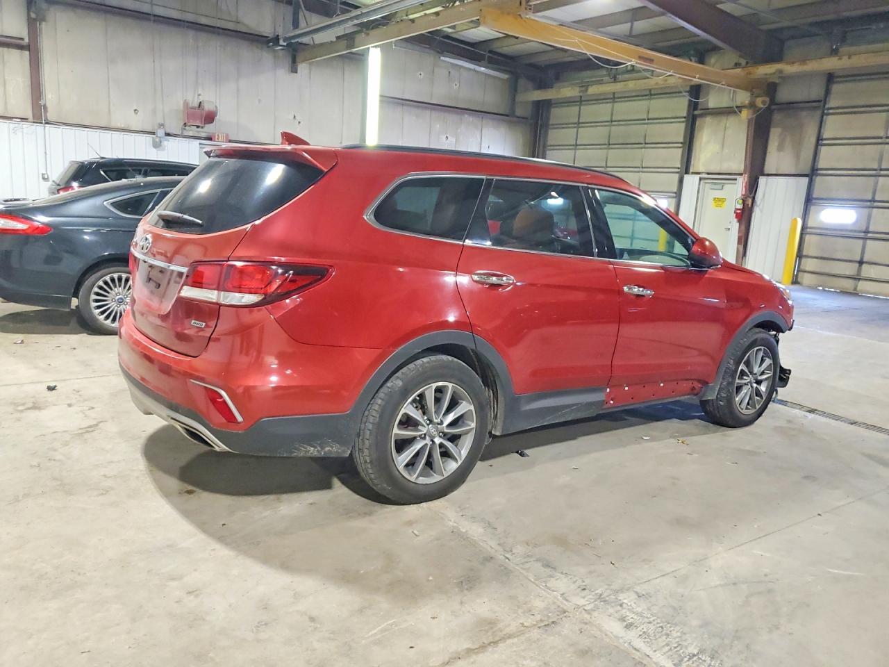 2018 Hyundai Santa Fe Se - Фото 3