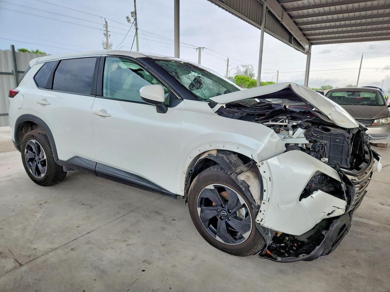 2024 Nissan Rogue Sv - Image 4