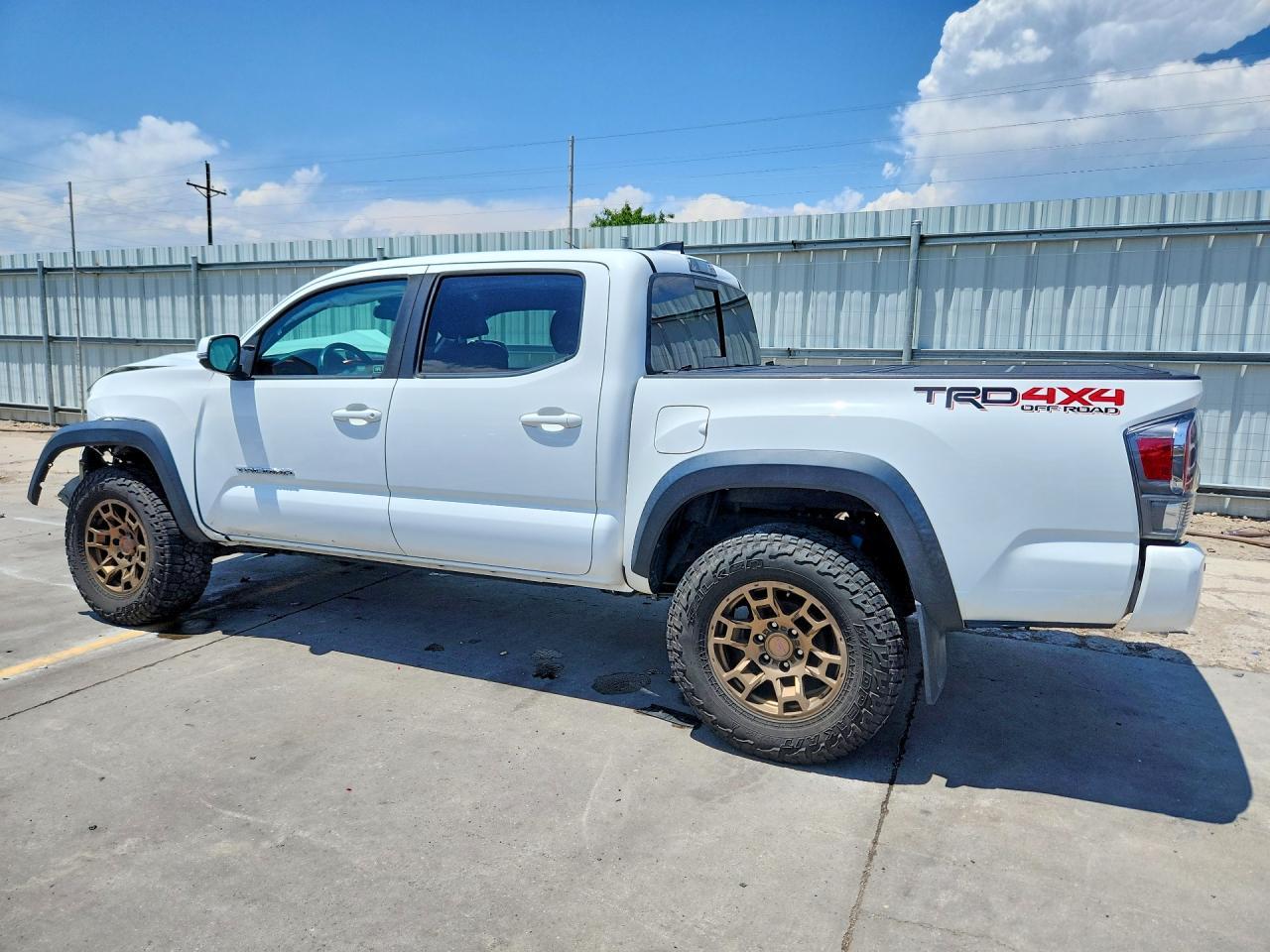 2020 Toyota Tacoma Trd Off-Road - Image 2