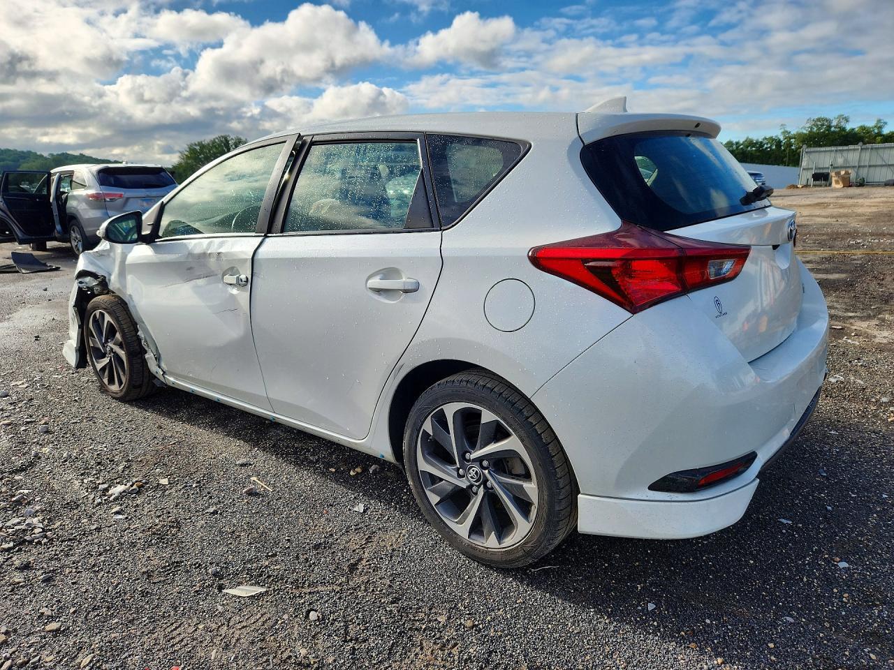 2018 Toyota Corolla Im Base - Image 2