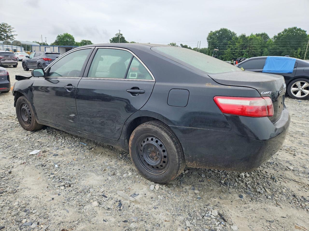 2007 Toyota Camry Le - Image 2