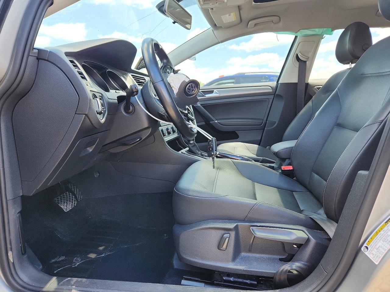 2015 Volkswagen Golf - Image 7
